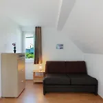Am Huegel Apartment *